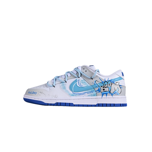 [DUNK LOW SB SUMMIT WHITE HYPER ROYAL